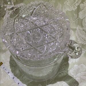 VINTAGE Elegant EAPG (Early American Pattern Glass) NAPPY - 2 HANDLED